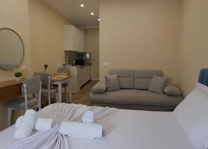 New Bazaar Kristi 04